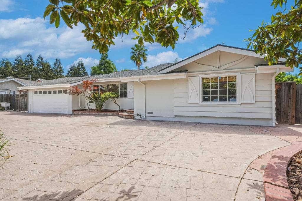 212 Saint Henry Drive