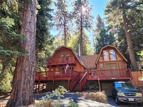 Photo of 31345 Cedarwood Drive, Running Springs, CA 92382 (MLS # IG25250429)