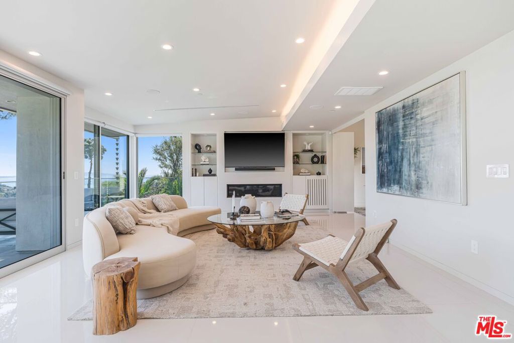 822 El Oro Lane