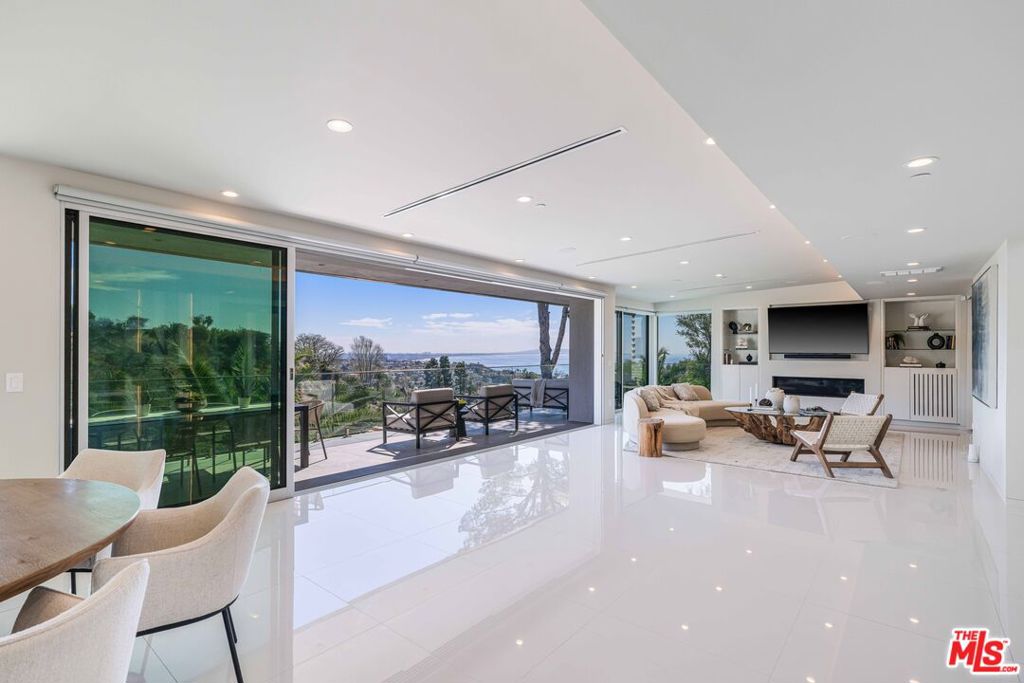 822 El Oro Lane