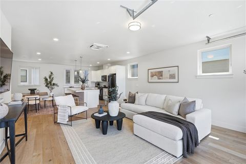 Tiny photo for 2460 Victoria Ave #104, San Luis Obispo, CA 93401 (MLS # SC26076885)