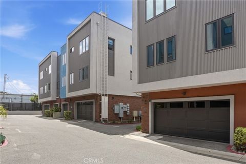 Tiny photo for 2460 Victoria Ave #104, San Luis Obispo, CA 93401 (MLS # SC26076885)