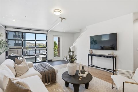 Tiny photo for 2460 Victoria Ave #104, San Luis Obispo, CA 93401 (MLS # SC26076885)