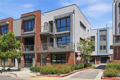 Tiny photo for 2460 Victoria Ave #104, San Luis Obispo, CA 93401 (MLS # SC26076885)