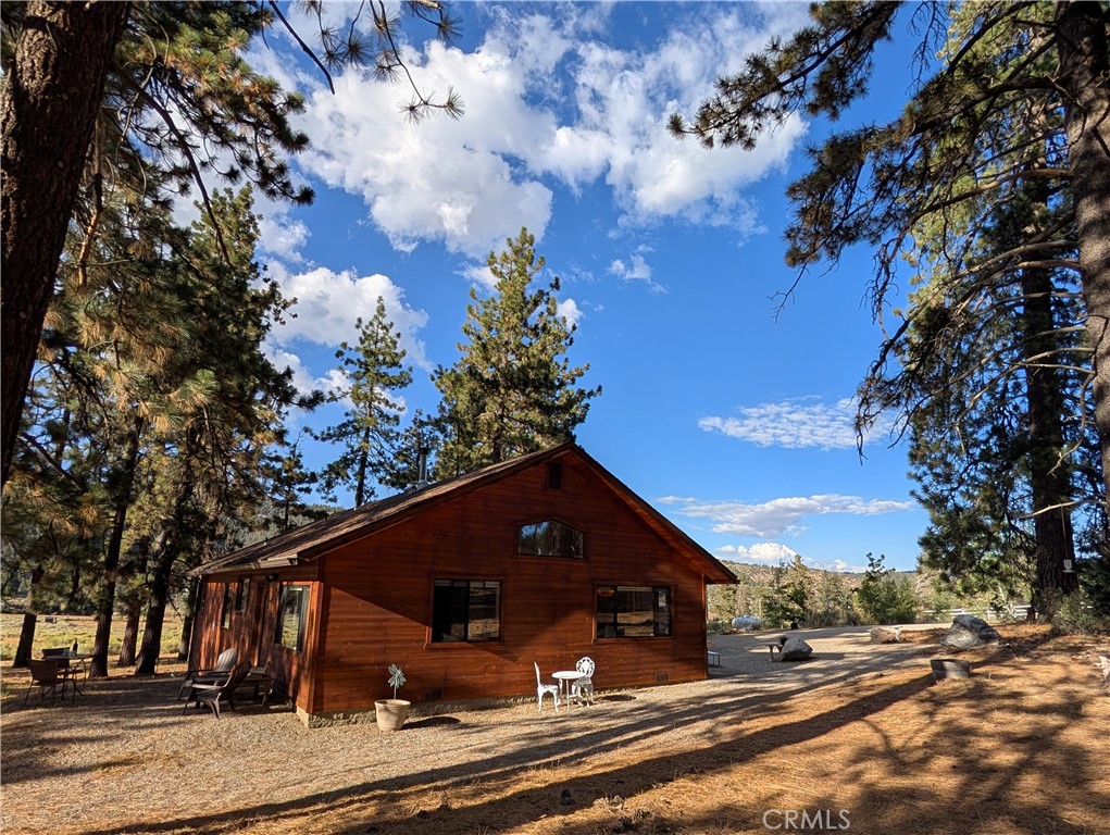 1575 Petersen Lane