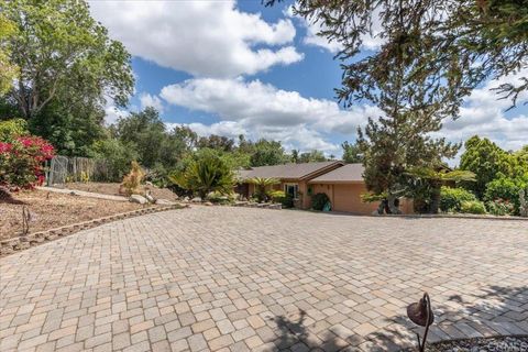2457 Nabal Street Escondido CA 92025