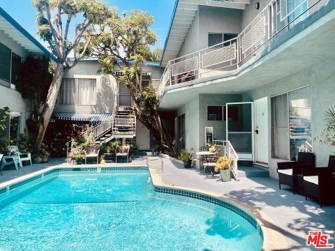 Photo of 941 N San Vicente Boulevard #2, West Hollywood, CA 90069 (MLS # 26852121)