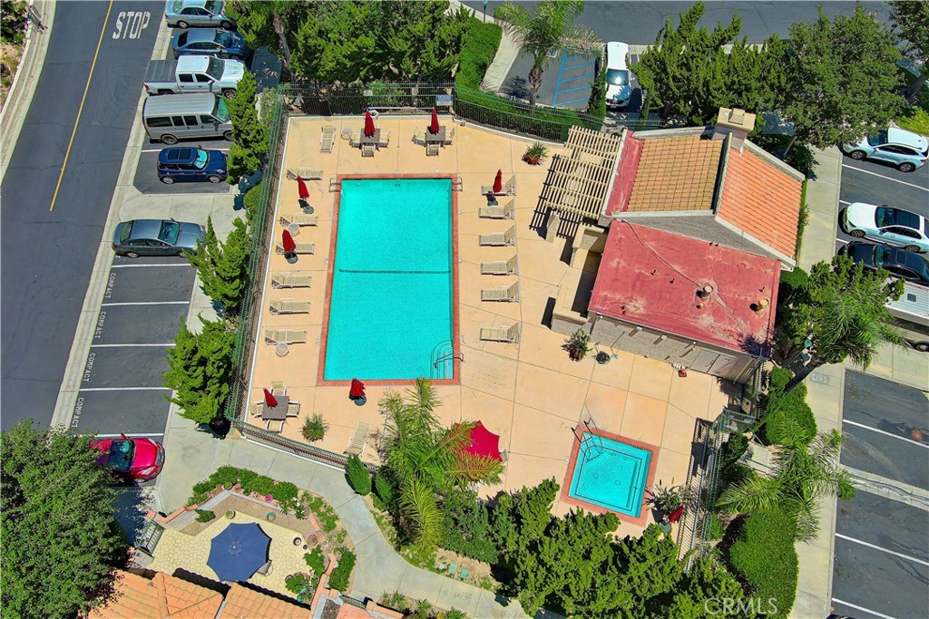 450 Country Club Drive B