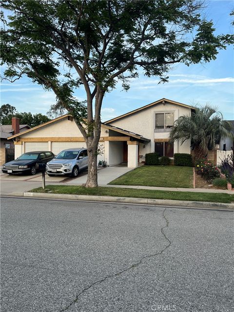 Photo of 1890 N Emory Ave, Simi Valley, CA 93063 (MLS # MB26084200)