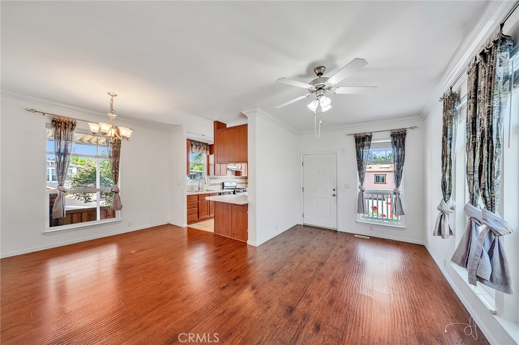 501 Moorpark Way 104
