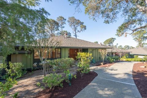 Photo of 249 Del Mesa Carmel, Carmel, CA 93923 (MLS # ML82039578)