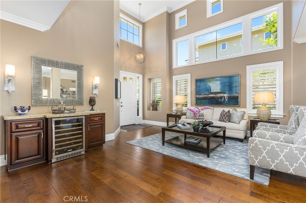 1351 Canterbury Lane