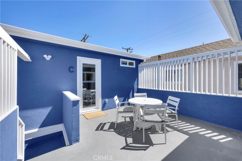 Unit C: Newly Remodeled Studio with Modern Upgrades. Across the street from canal and amazing location adjacent Lido Marina Village. Presenting a newly remodeled upper-level studio unit spanning 440 square feet, offering a modern and efficient living space with gorgeous upgrades. This studio boasts a beautiful new full kitchen complete with sleek quartz countertops, new stainless appliances and custom cabinets with newer hardware. The living area is illuminated by recessed lighting and new fixtures, complemented by a ceiling fan for comfort. The brand-new bathroom features a new vanity, a modern shower, and new fixtures. While this unit does not include dedicated parking, coin-operated laundry facilities are conveniently available in the shared garage. Positioned in an unbeatable location, residents are just a short walk from the vibrant Lido Marina Village, offering access to high-end attractions such as Lido House, Nobu, premier retail boutiques, and renowned dining experiences, perfect for a sophisticated coastal lifestyle. Pets are considered, please contact agent for details. OWNER WILL CONSIDER FURNISHING.