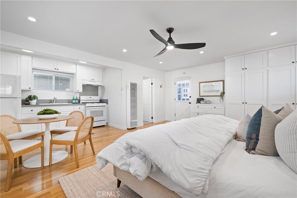 West Newport Beach (WSNB) - Residential Lease