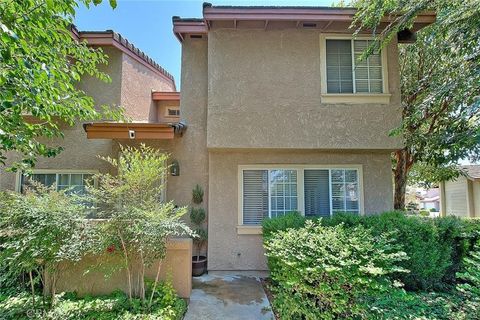 Photo of 12541 Pinehurst St, El Monte, CA 91732 (MLS # TR26032914)