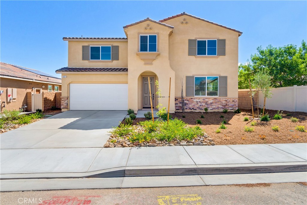Corner Lot at Pacific Crest Plan 3 with Luxury Upgrades & Huge Backyard – Move-In Ready in 30 Days!
This stunning two-story home is set on a spacious 6,311 sq. ft. corner lot with a huge backyard, perfect for entertaining, play, and outdoor living.
Inside, you’ll find 4 bedrooms, 3 bathrooms, a versatile flex space, and a roomy 2-car garage. The open-concept design creates seamless flow between the kitchen, dining, and living areas, ideal for both everyday life and gatherings.
Beautiful upgraded luxury vinyl flooring enhances the main living spaces, while plush carpet in the bedrooms offers cozy comfort. An upgraded lighting package adds warmth and modern style throughout the home.
With a quick 30-day close, NO HOA fees, and a prime location near parks, trails, shopping, and dining, this move-in ready home is the perfect blend of convenience, comfort, and style.