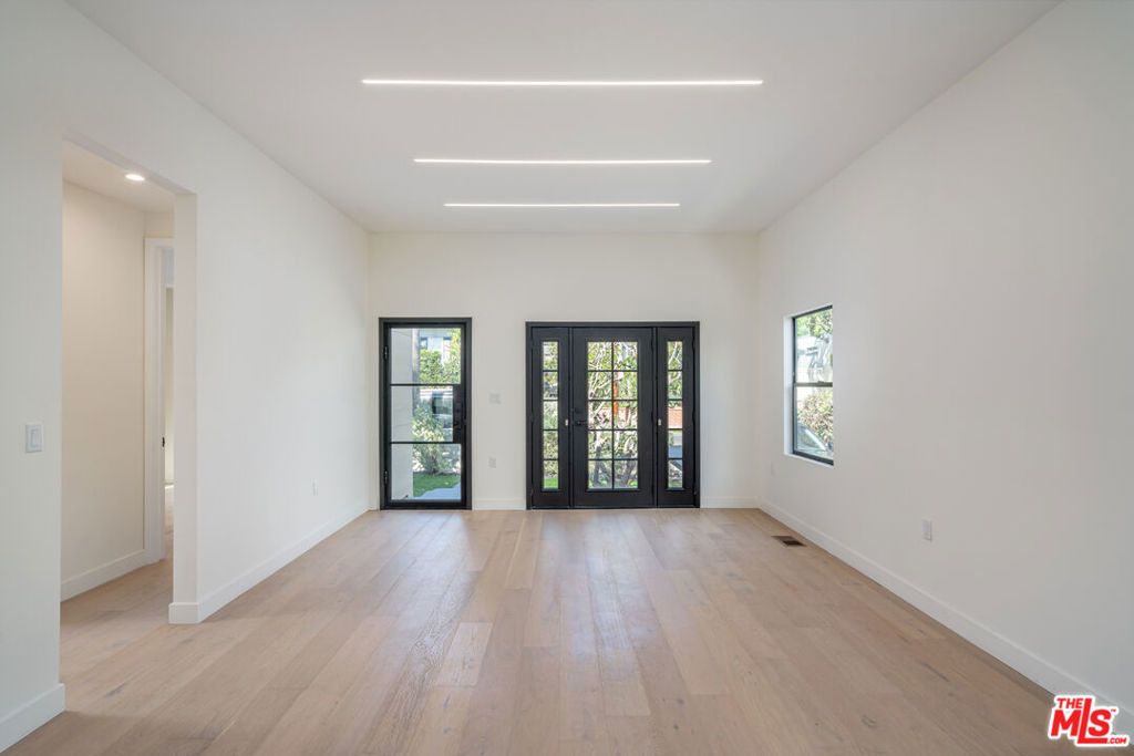 Photo of 8956 Dicks Street, West Hollywood, CA 90069 (MLS # 25617519)