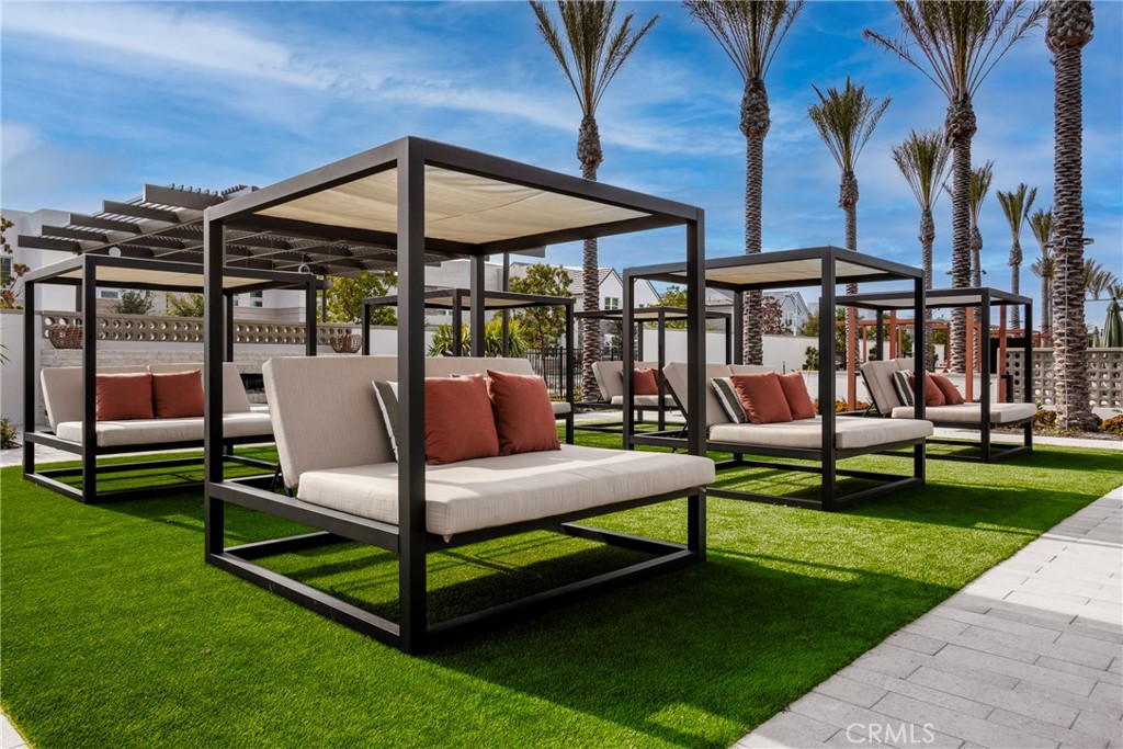 The Sequoias at the Meadows - Residential