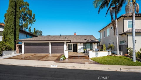 Photo of 19931 Crestknoll DR, Yorba Linda, CA 92886 (MLS # PW26220543)
