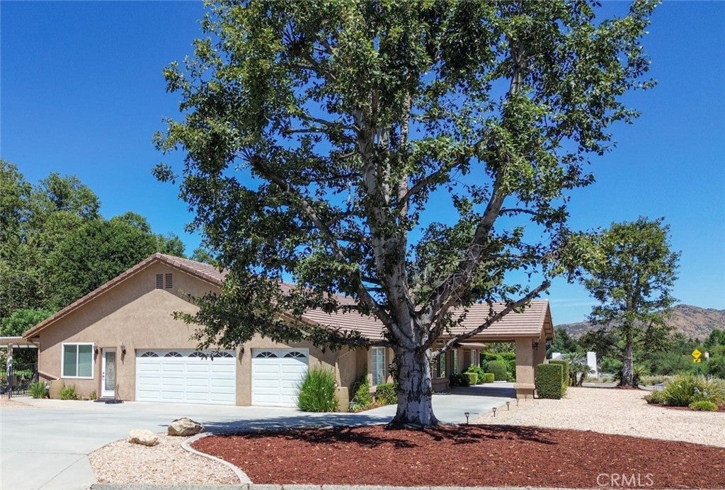 13634 Oak Mesa Drive