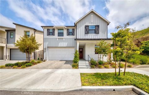 Photo of 1613 Veridian Lane, San Pedro, CA 90732 (MLS # SB25108457)