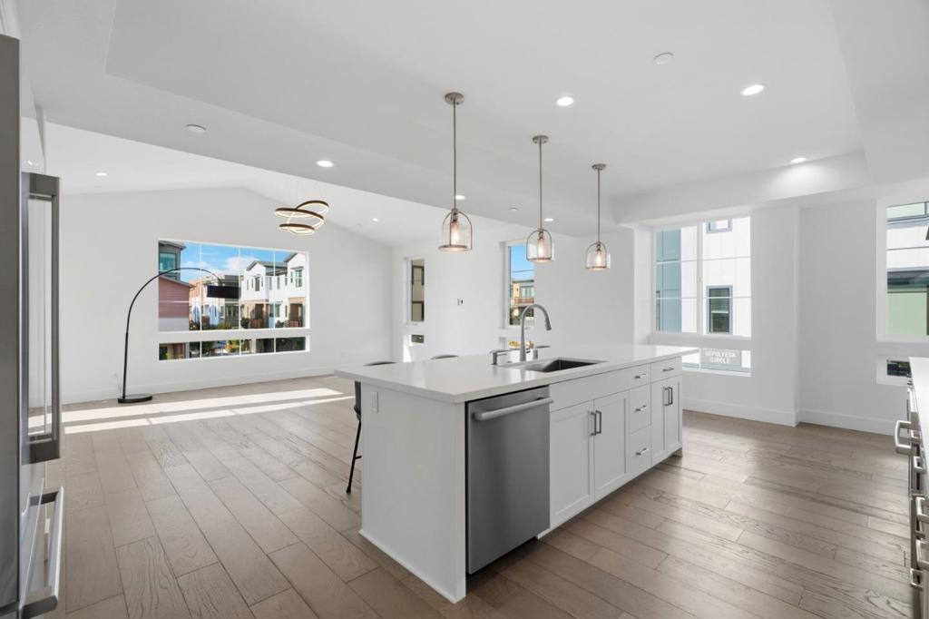 13102 Sepulveda