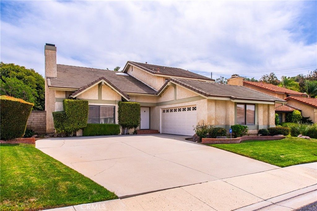 Photo of 13792 Christian Barrett Drive, Moorpark, CA 93021 (MLS # SR26074417)
