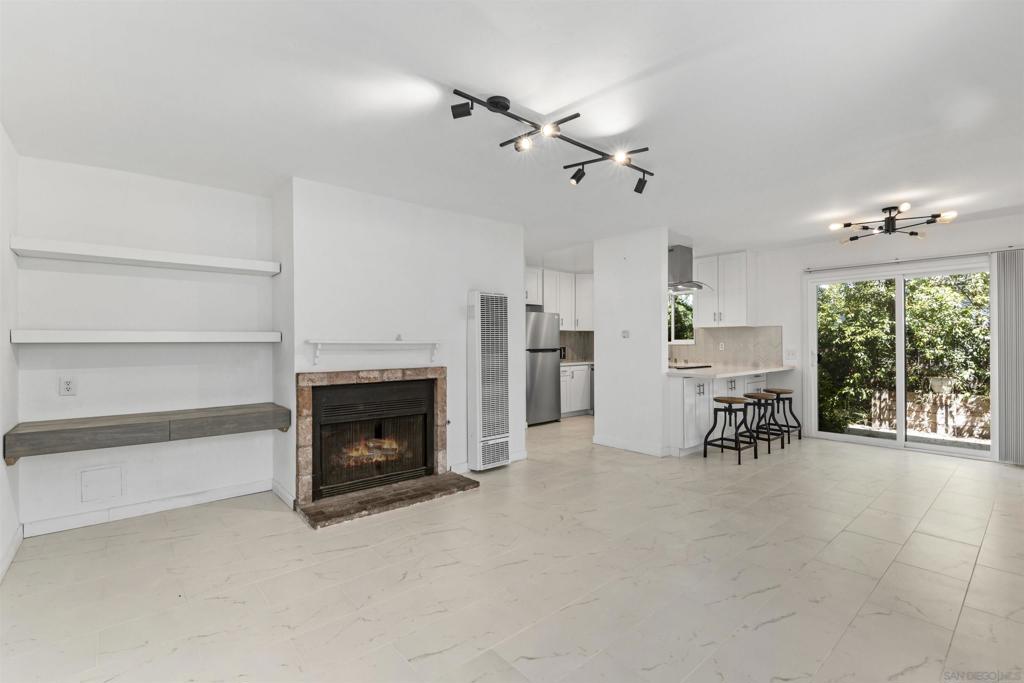 125 W W Vermont Ave B