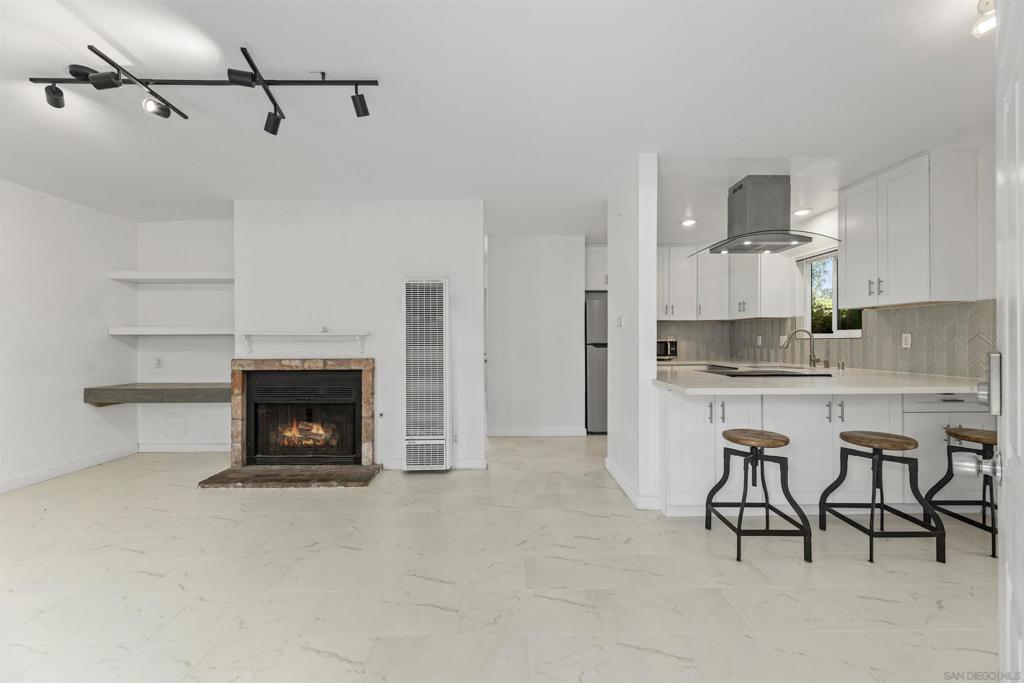 125 W W Vermont Ave B