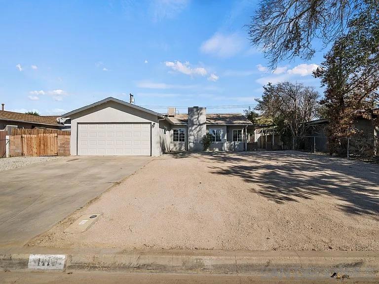 1111 W Avenue J10
