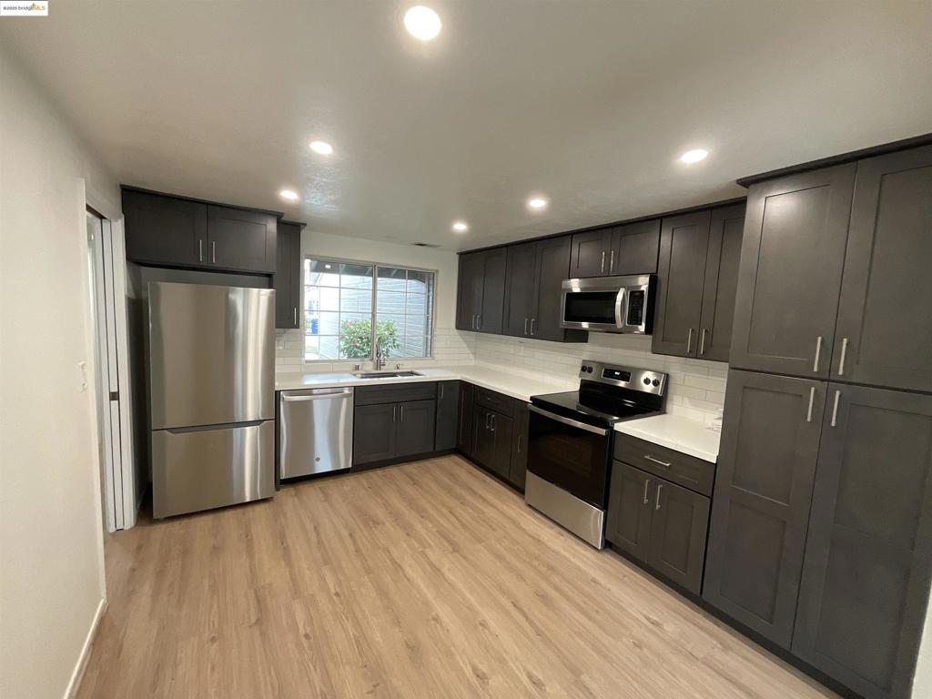 MARINAPARK - Residential Lease