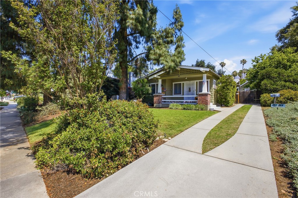 547 E Woodbury Road