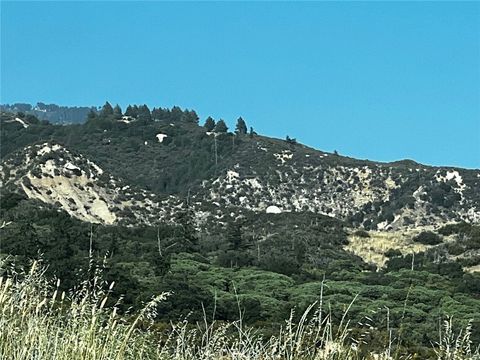 Photo of 35194 Pyramid, Running Springs, CA 92382 (MLS # SR23149542)