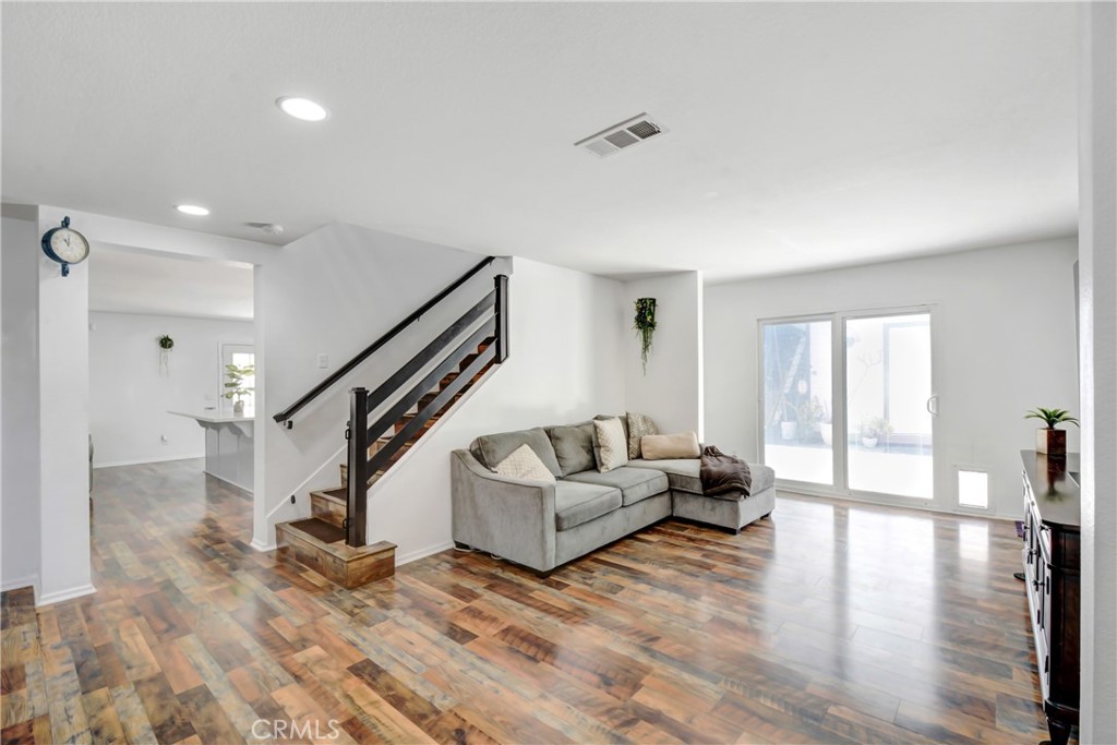 761 De La Toba Road