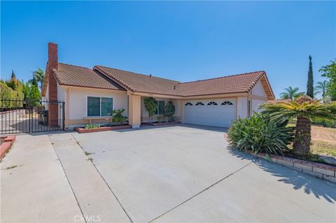2536 Greenhill Dr Fullerton CA 92833