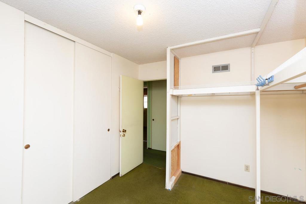 Linda Vista - Residential