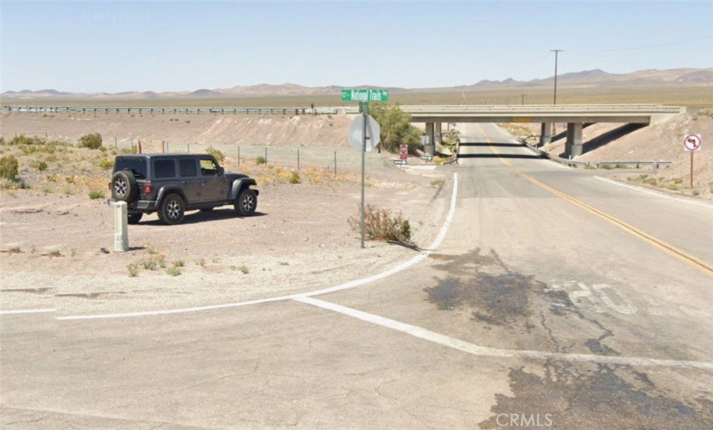 1 National Trails Highway