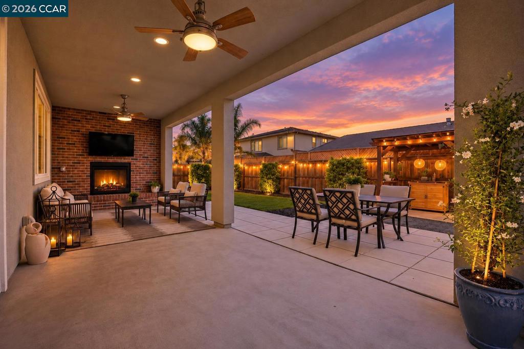 9229 Shearwater Cir