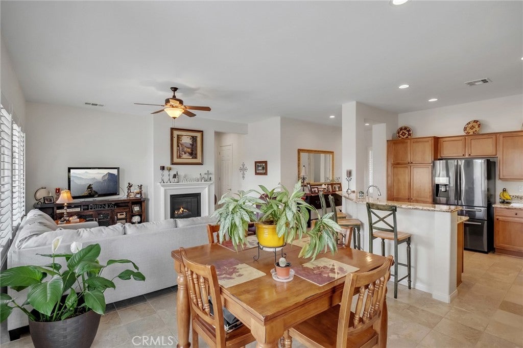 19441 Royal Oaks