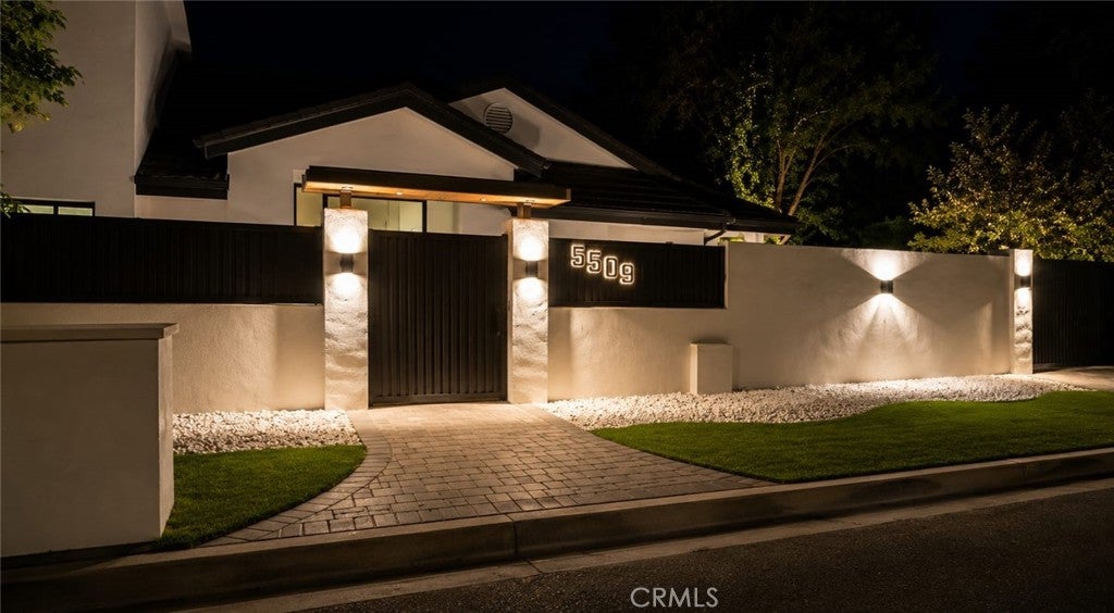 5509 Oakdale