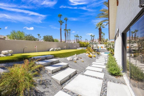 Tiny photo for 73575 Agave Lane, Palm Desert, CA 92260 (MLS # 219155046DA)