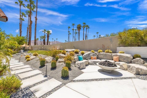 Tiny photo for 73575 Agave Lane, Palm Desert, CA 92260 (MLS # 219155046DA)