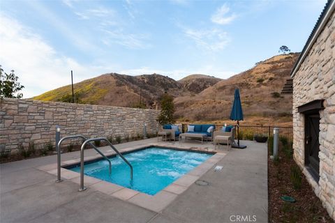 Tiny photo for 26572 Paseo Callado, San Juan Capistrano, CA 92675 (MLS # OC25217398)