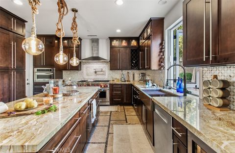 Tiny photo for 26572 Paseo Callado, San Juan Capistrano, CA 92675 (MLS # OC25217398)