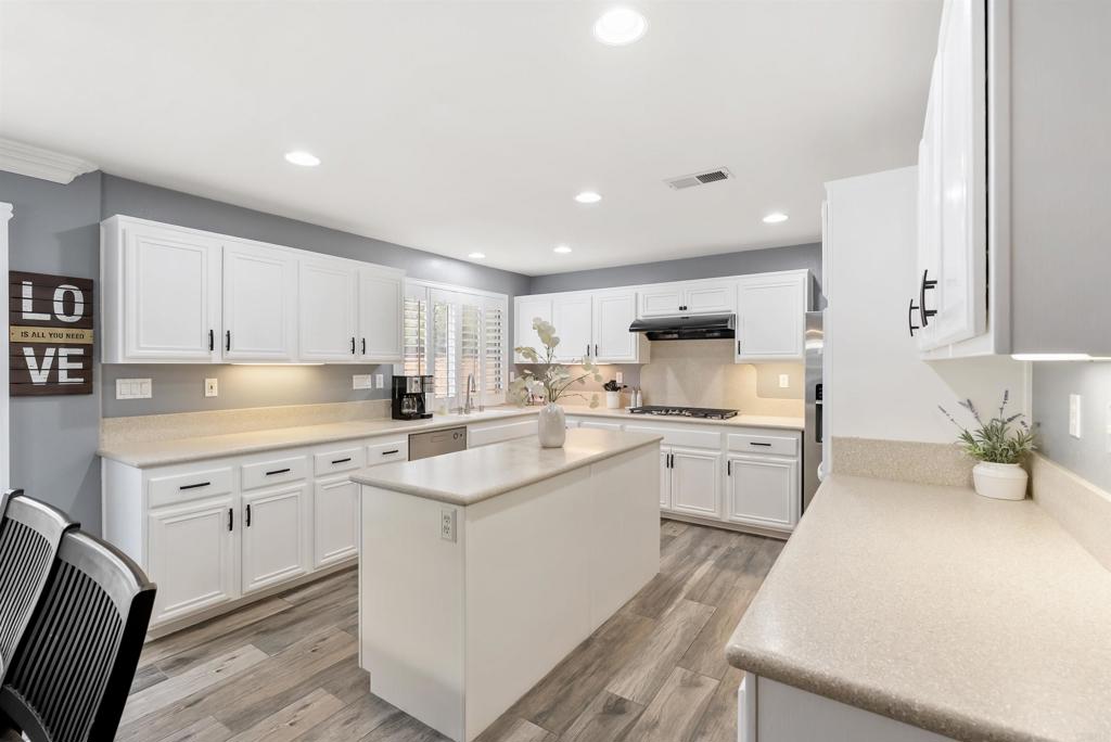 2647 Noble Canyon Road