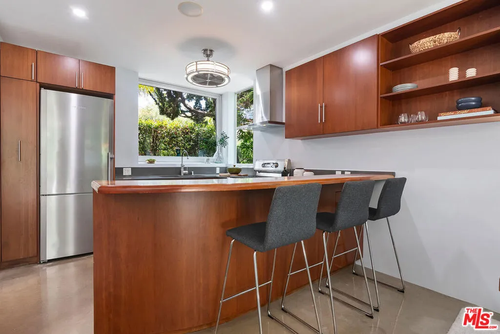 Venice, California 90291, United States, 2 Bedrooms Bedrooms, ,3 BathroomsBathrooms,Residential,Active,152369