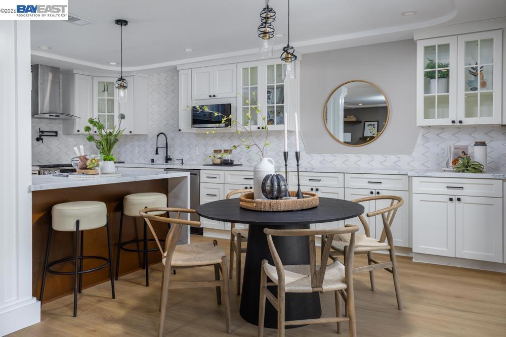 1301 Leisure Lane 6