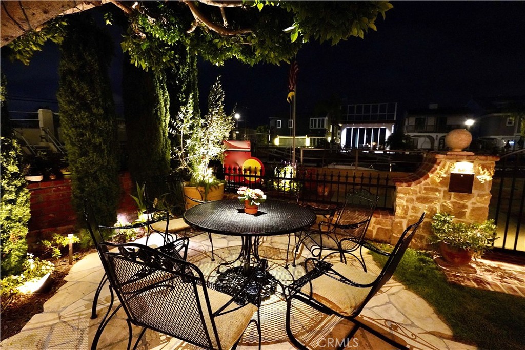 Naples (NA) - Residential Lease