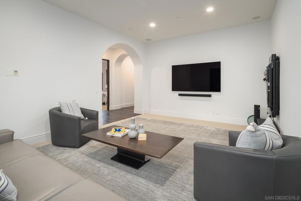 Rancho Santa Fe - Residential