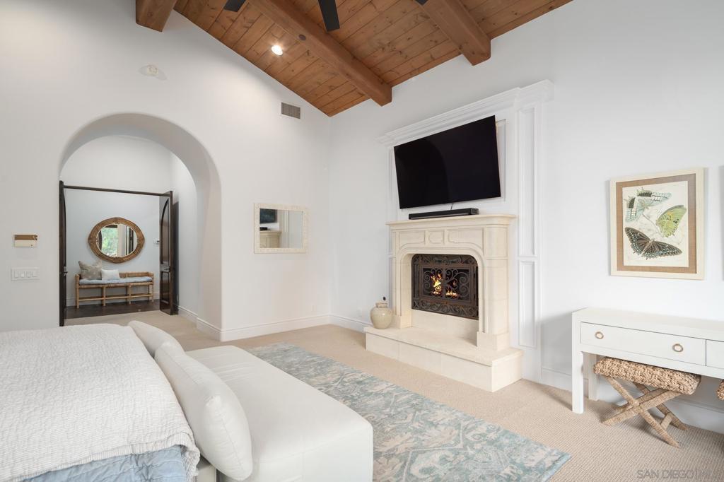 Rancho Santa Fe - Residential